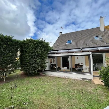 Maison De Famille A La Mer Holiday home Berck